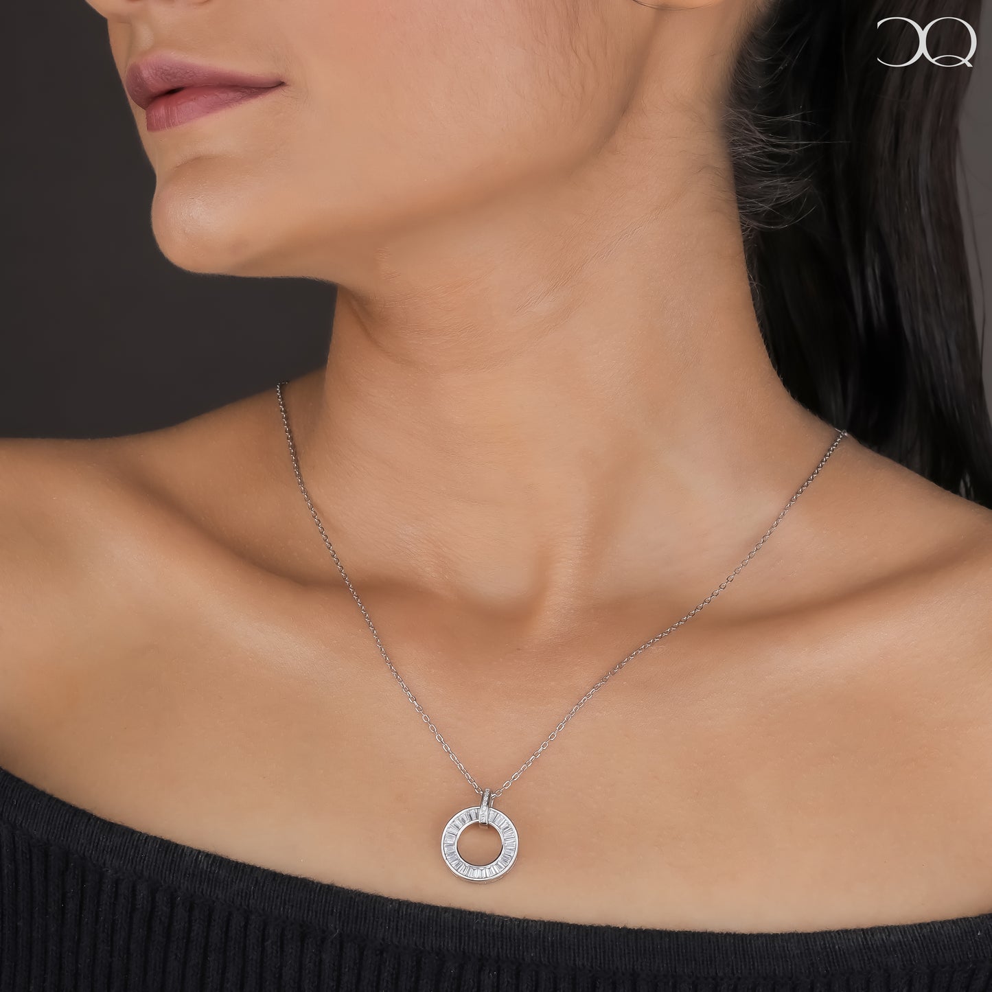 ETERNAL CIRCLE CHAIN PENDANT