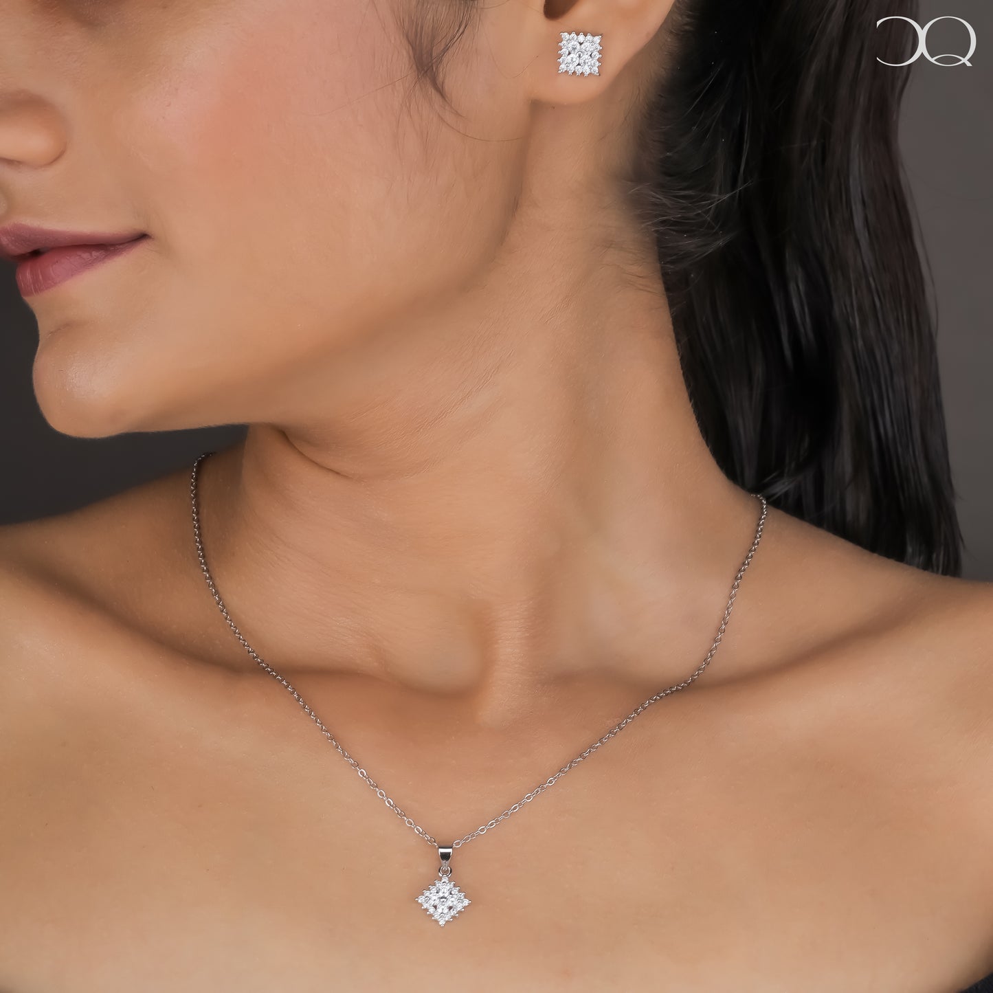 ETERNAL RADIANCE PENDANT