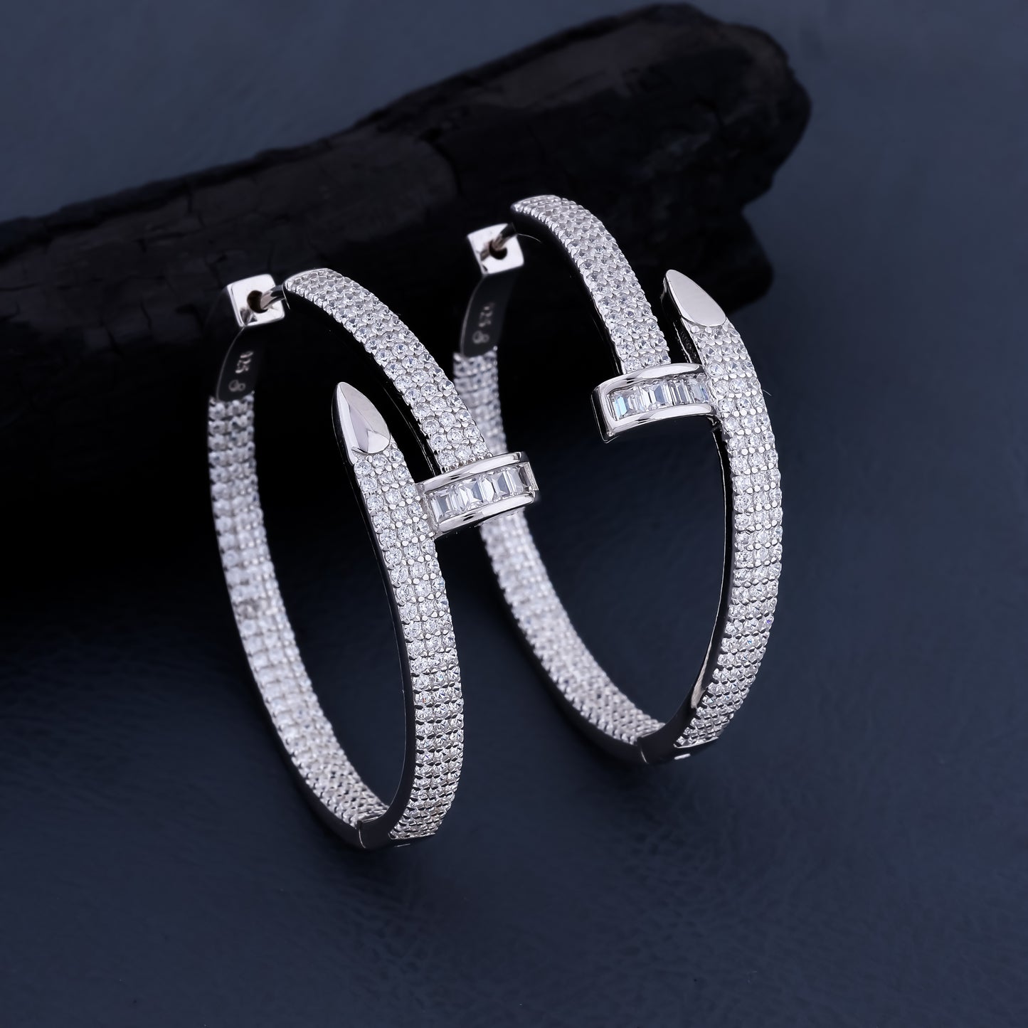 LUXE NOVA PAVÉ HOOPS