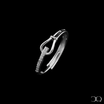 ETERNA LOOP ADJUSTABLE RING