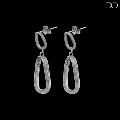 ETERNA LOOP DROP EARRINGS