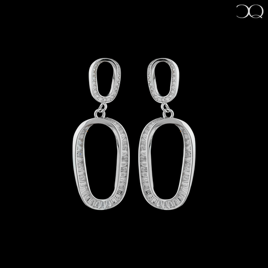 ETERNA LOOP DROP EARRINGS