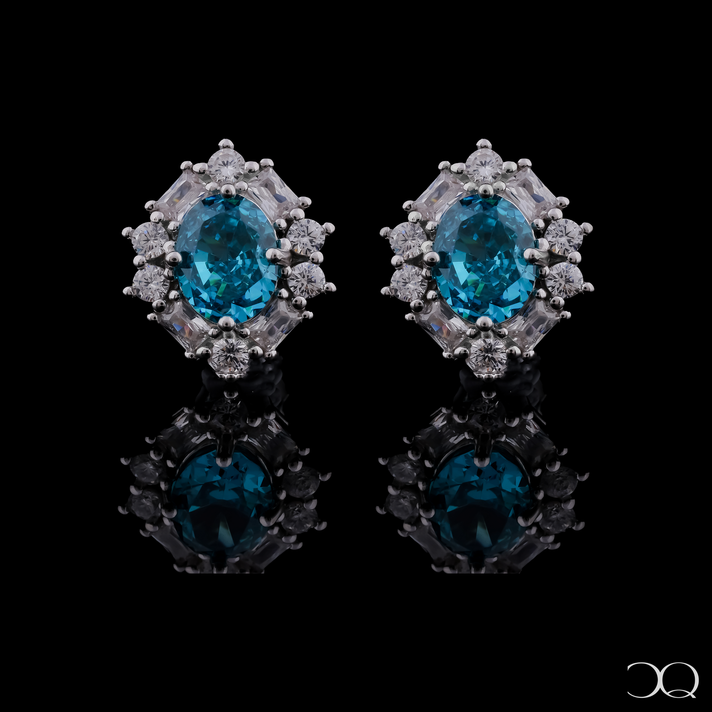AQUA HALO STUD EARRINGS