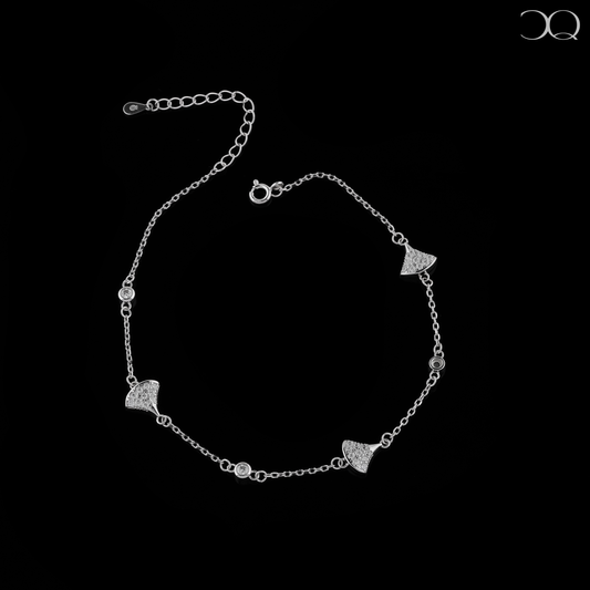 LUNA CHARM SILVER ANKLET (SINGLE)