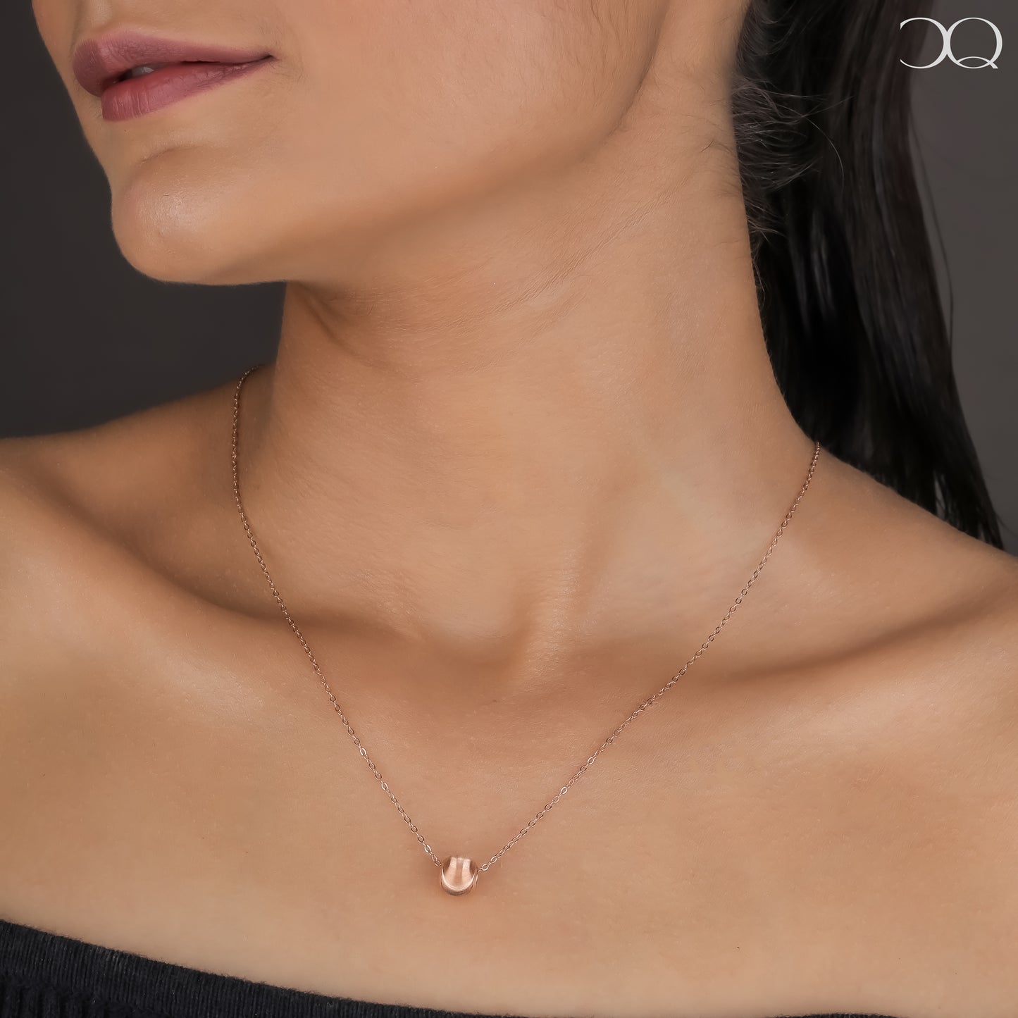 ETHEREAL GLOW NECKLACE