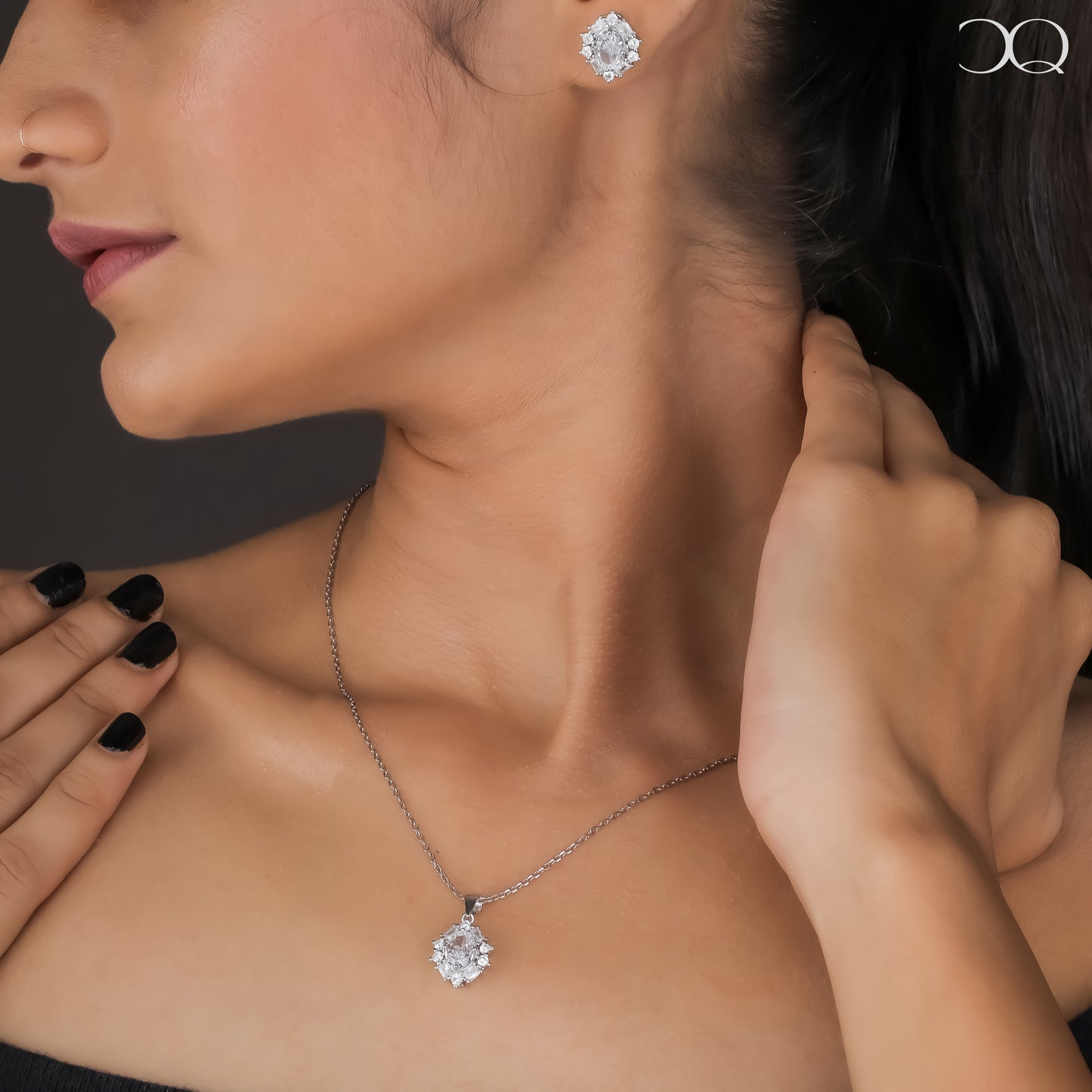 ETHEREAL SPARK PENDANT SET