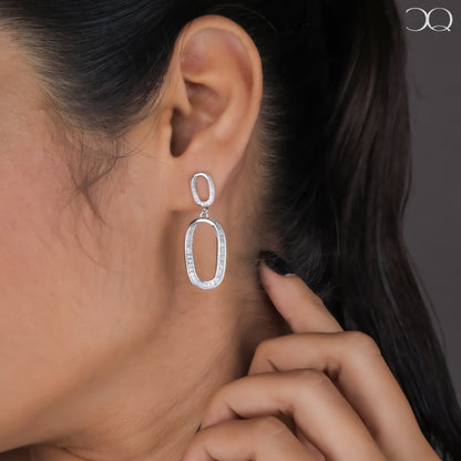ETERNA LOOP DROP EARRINGS