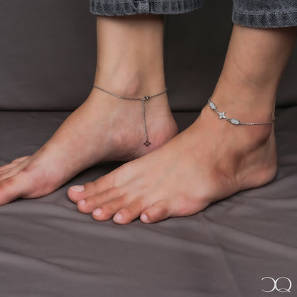 LUXE GEO CHARM ANKLET SET