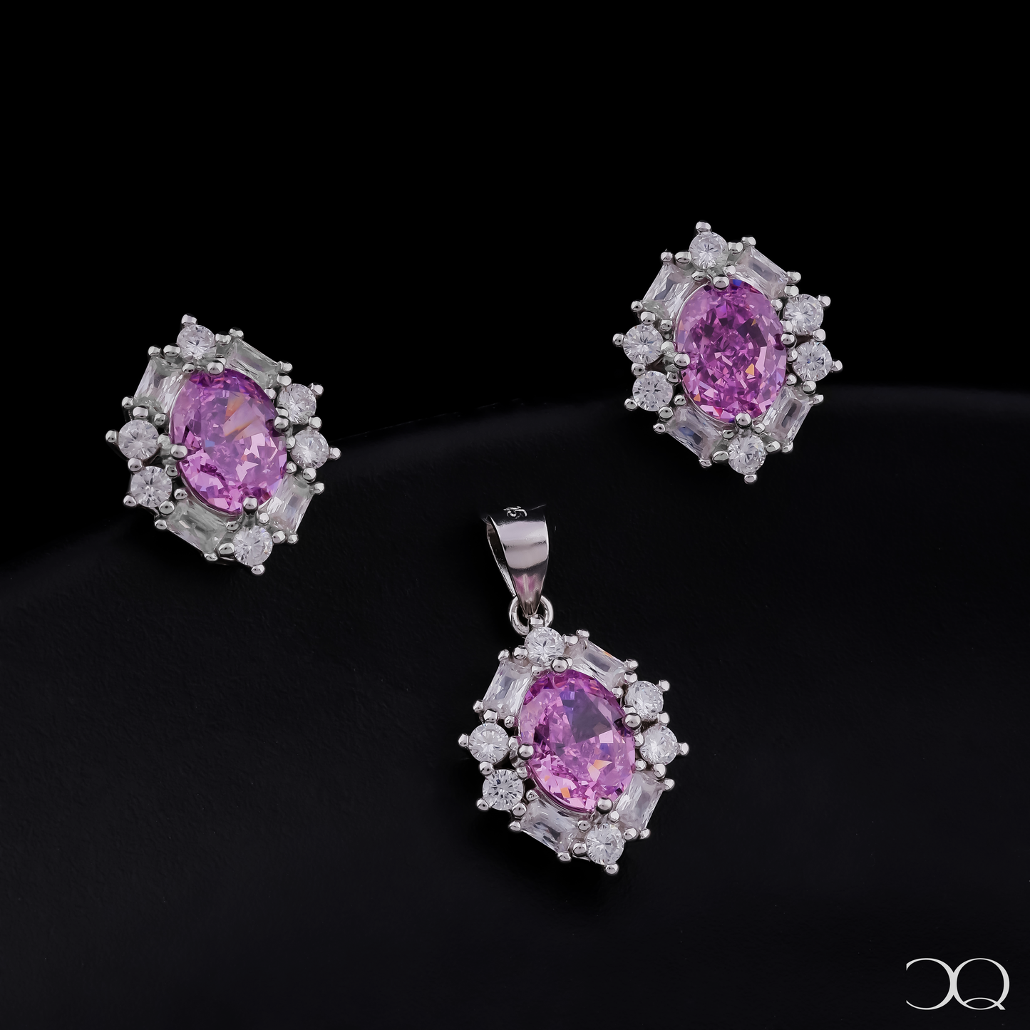 BLUSH RADIANCE PENDANT SET