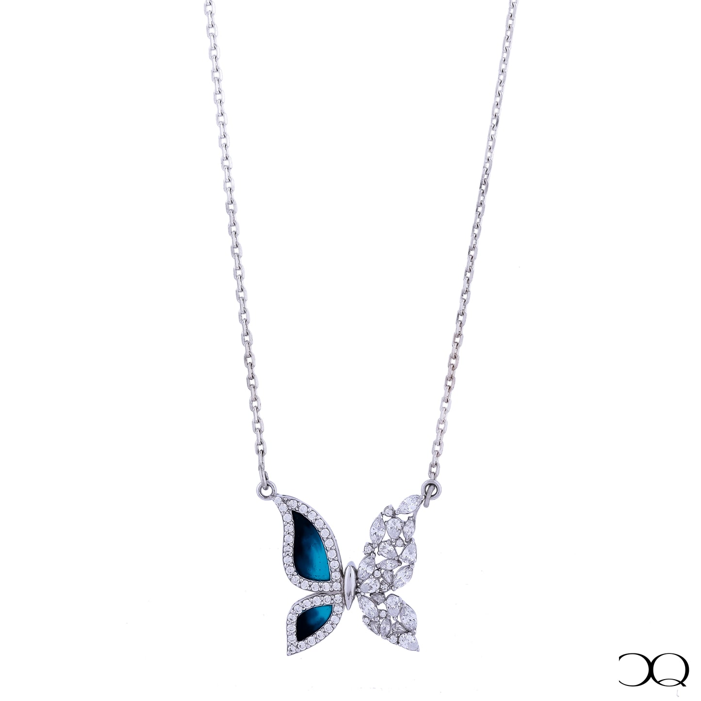 ENCHANTED WINGS BUTTERFLY NECKLACE